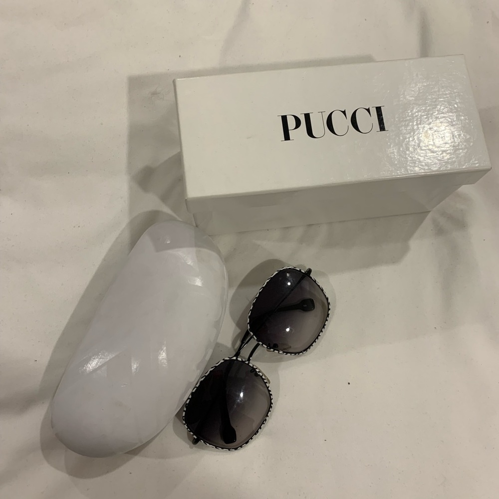 Pucci 🕶 - Picture 8 of 8